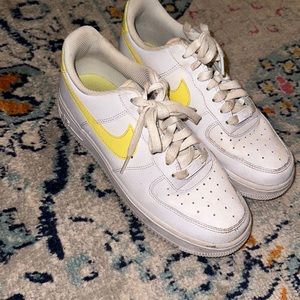 Low top air forces size 8.5